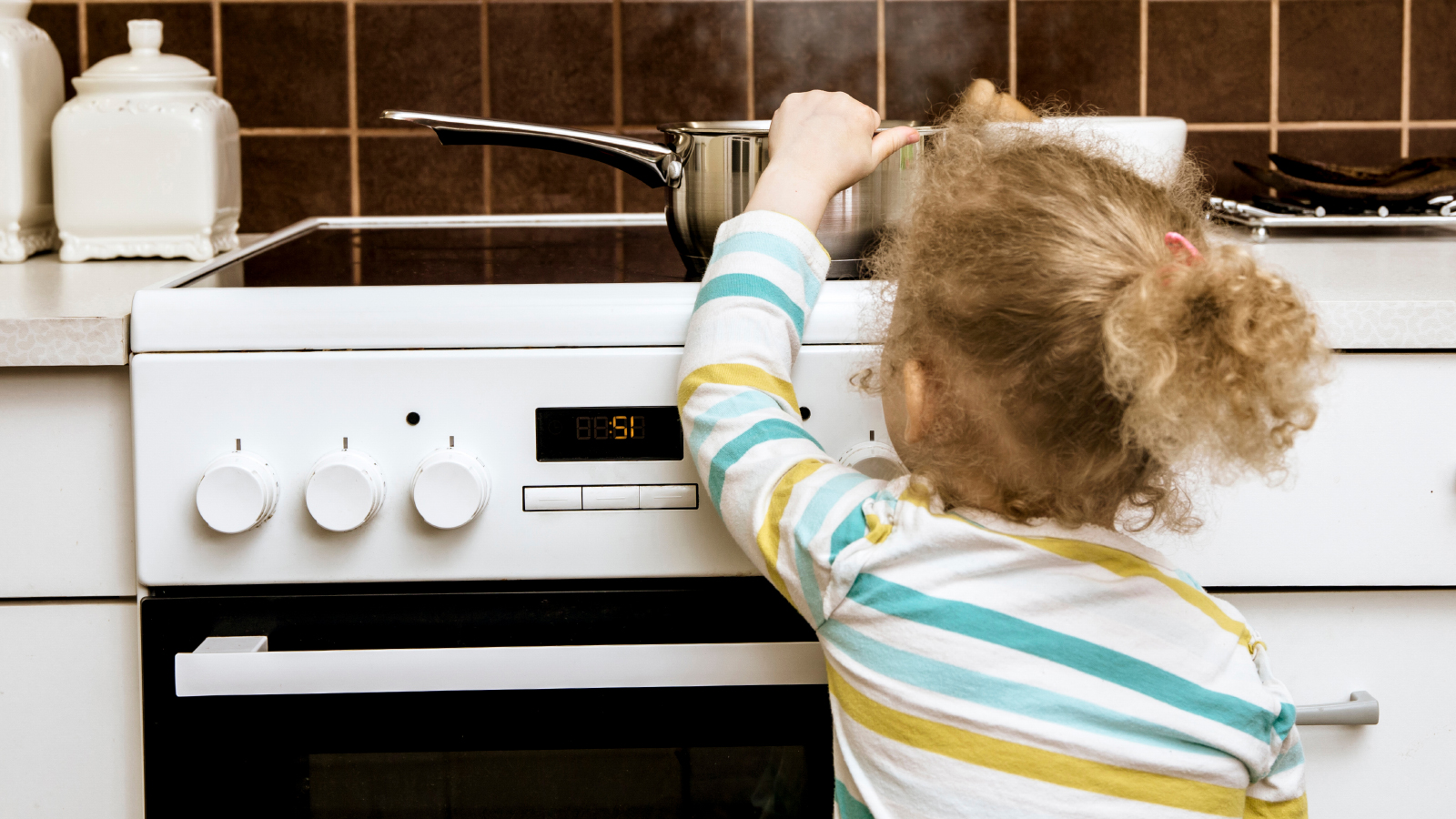 Prevención de riesgos en el hogar Prevención de riesgos en el hogar